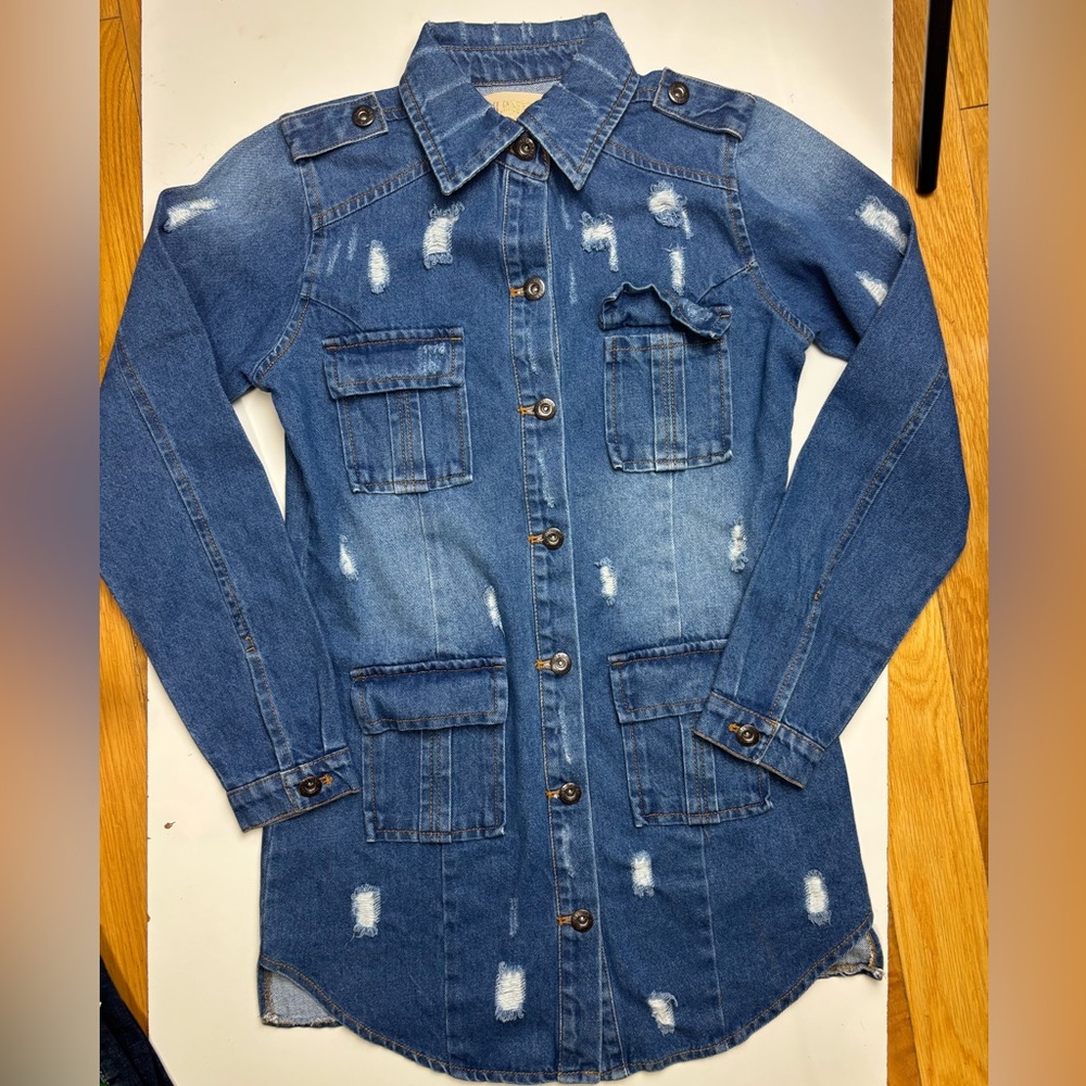 Judith‎ March Denim button front mini dress